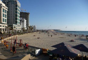 Пляж Тель-Авивa