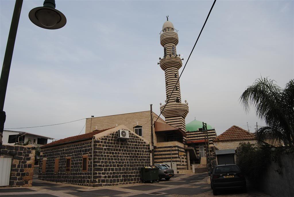 Мечеть в деревне черкесов Кфар Кама